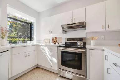 Main picture of 112 Shorebird Cir