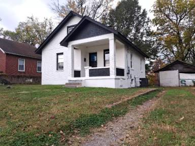 Main picture of 1007 N Frederick St