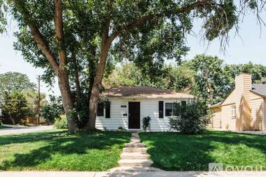 Main picture of 5001 Vallejo St