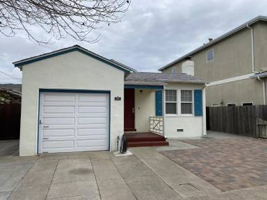 Main picture of 808 Circle Ct