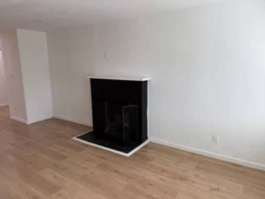Main picture of 388 Acacia St