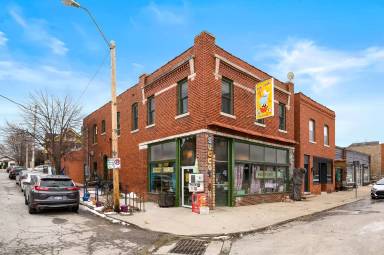 Main picture of 705 E 26th St