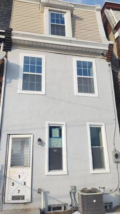 Main picture of 3517 W Allegheny Ave