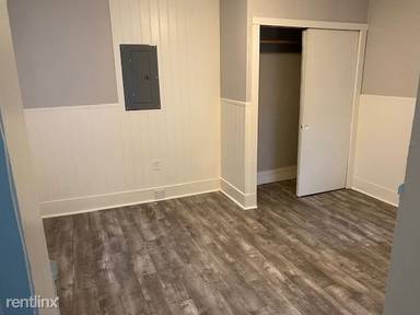 Main picture of 103 Pleasant St