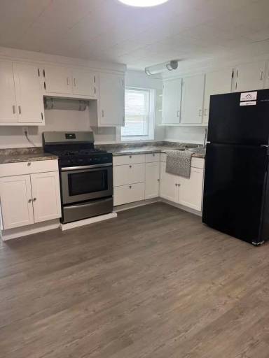 Main picture of 427 E Horton St