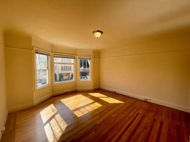 Main picture of 626 33rd Ave