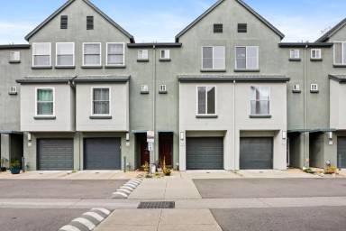 Main picture of 635 Atherton Pl