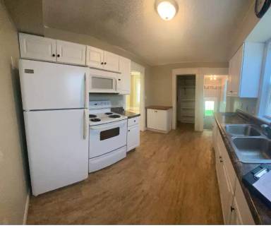 Main picture of 1102 19th St N