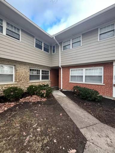 Main picture of 7505 Montgomery Rd
