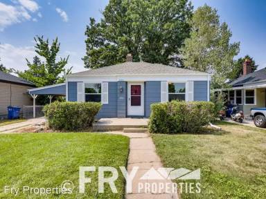Main picture of 2773 S Franklin St