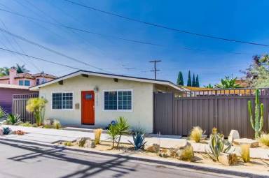 Main picture of 2707 Myrtle Ave