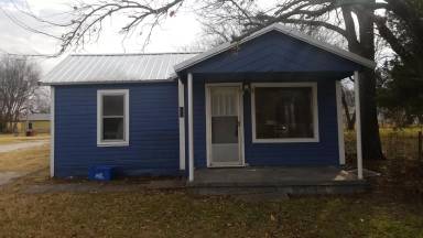 Main picture of 315 W 4th St