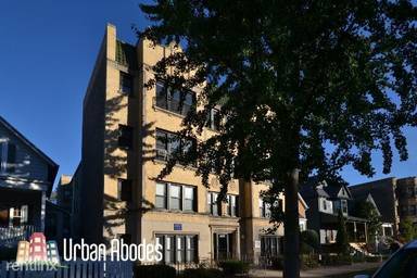 Main picture of 4737 N Hermitage Ave