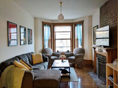 Main picture of 3727 N. Fremont