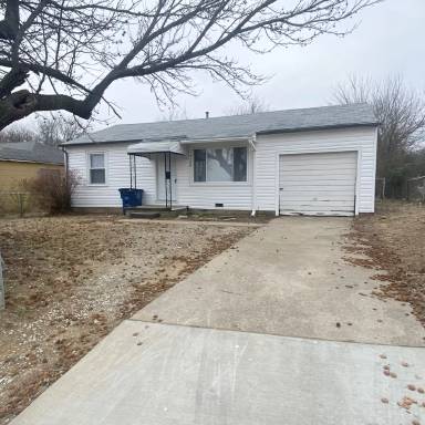 Main picture of 2708 N Boston Pl