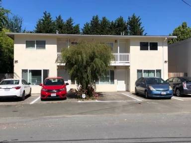 Main picture of 302 Laurel Way