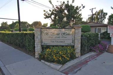 Main picture of 15695 S B St