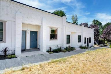 Main picture of 4305 SW Myrtle St
