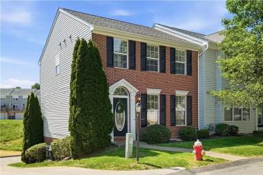 Main picture of 10565 Cherry Grove Ct