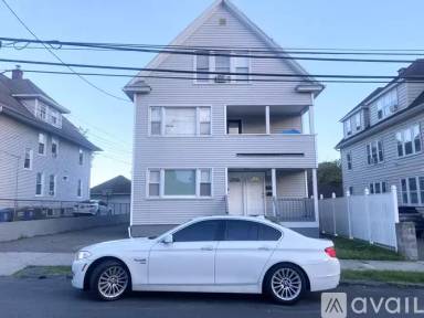 Main picture of 283 Bronx Ave
