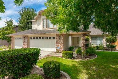 Main picture of 833 Sonoma Ave