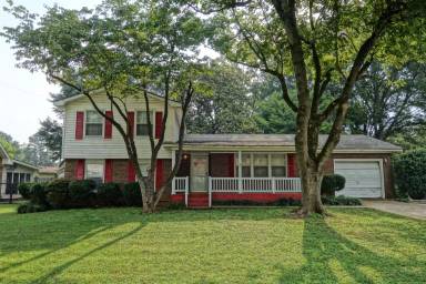 Main picture of 7805 Hilton Dr SW