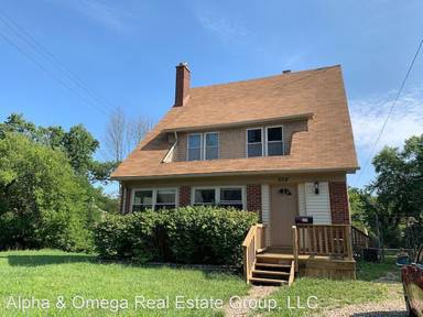 Main picture of 634 W 4th St