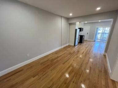 Main picture of 372 Beacon St