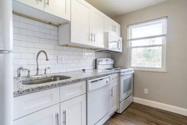 Main picture of 331 Kendall Pl