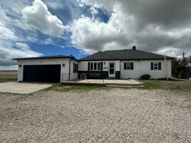 Main picture of 250899 Lake Minatare Rd