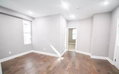 Main picture of 449 S Augusta Ave