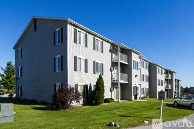 Main picture of 100 Raleigh Ct