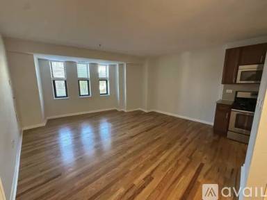 Main picture of 1337 W Fargo Ave