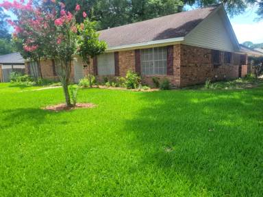 Main picture of 1195 Norwood Dr