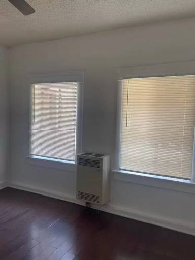 Main picture of 1628 W 12th St