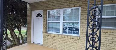Main picture of 21 Delmont Dr NE