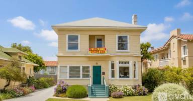 Main picture of 1215 W 30th St