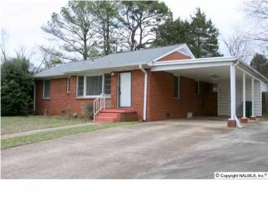 Main picture of 506 Greenacres Dr NW