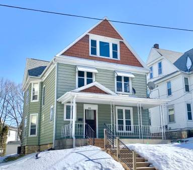 Main picture of 370 Winona St