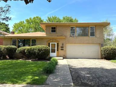 Main picture of 446 Edwards Ave