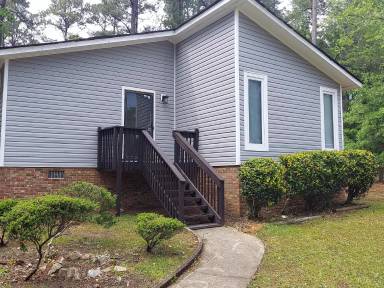 Main picture of 23 Northgrove Ct