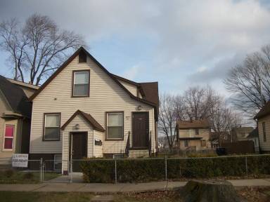 Main picture of 81 E Pleasant St