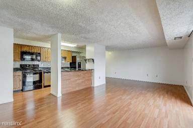 Main picture of 12415 Hickory Tree Way