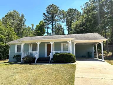 Main picture of 204 Sabal Dr