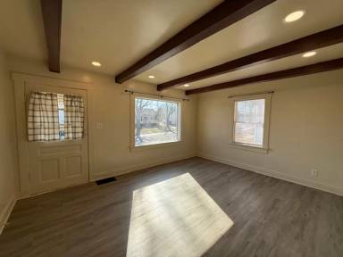 Main picture of 1408 E Buena Vista Ave