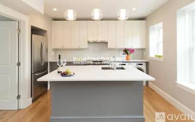 Main picture of 30 Montebello Rd