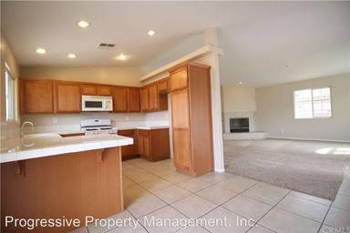 Main picture of 16250 Avenida Gracia
