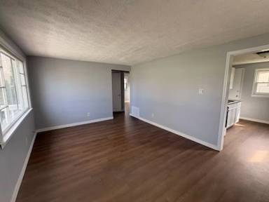 Main picture of 819 Leroy St