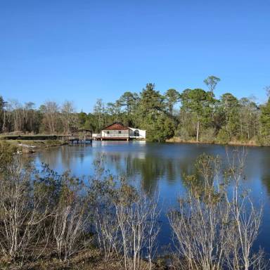 Main picture of 2606 Beechwood Dr