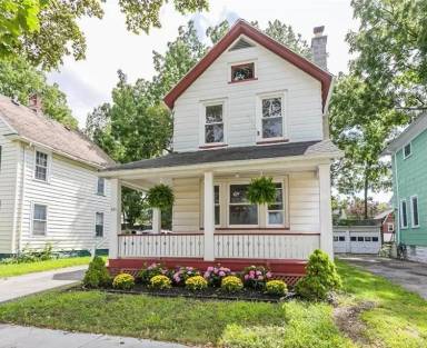 Main picture of 291 Sawyer St